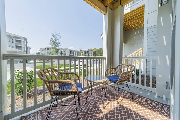 patio at Pringle Square Apartments