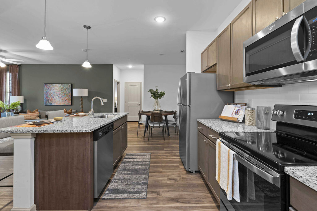 Pringle Square Apartments Charlotte Nc 2 of 12