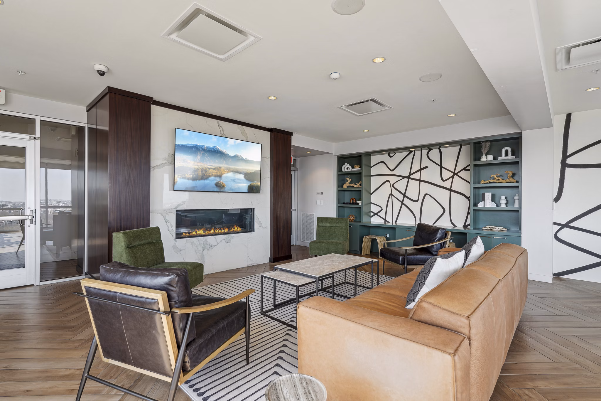 Clubhouse featuring modern design and comfortable seating at Verde Pointe luxury apartments