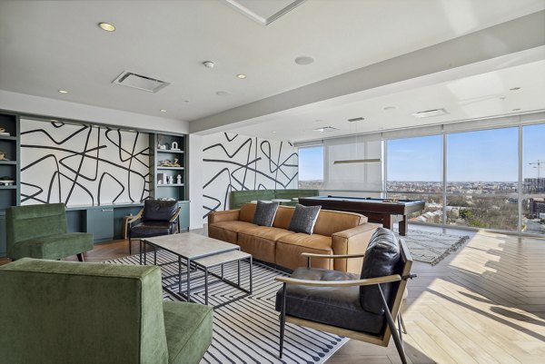 Luxurious clubhouse with modern amenities at Verde Pointe Apartments