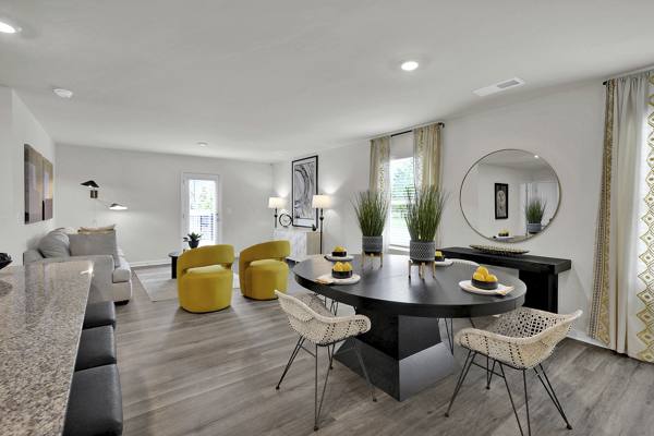 dining area at Valley Ridge Apartments