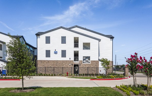 Prose District West: Modern luxury apartments in an urban setting
