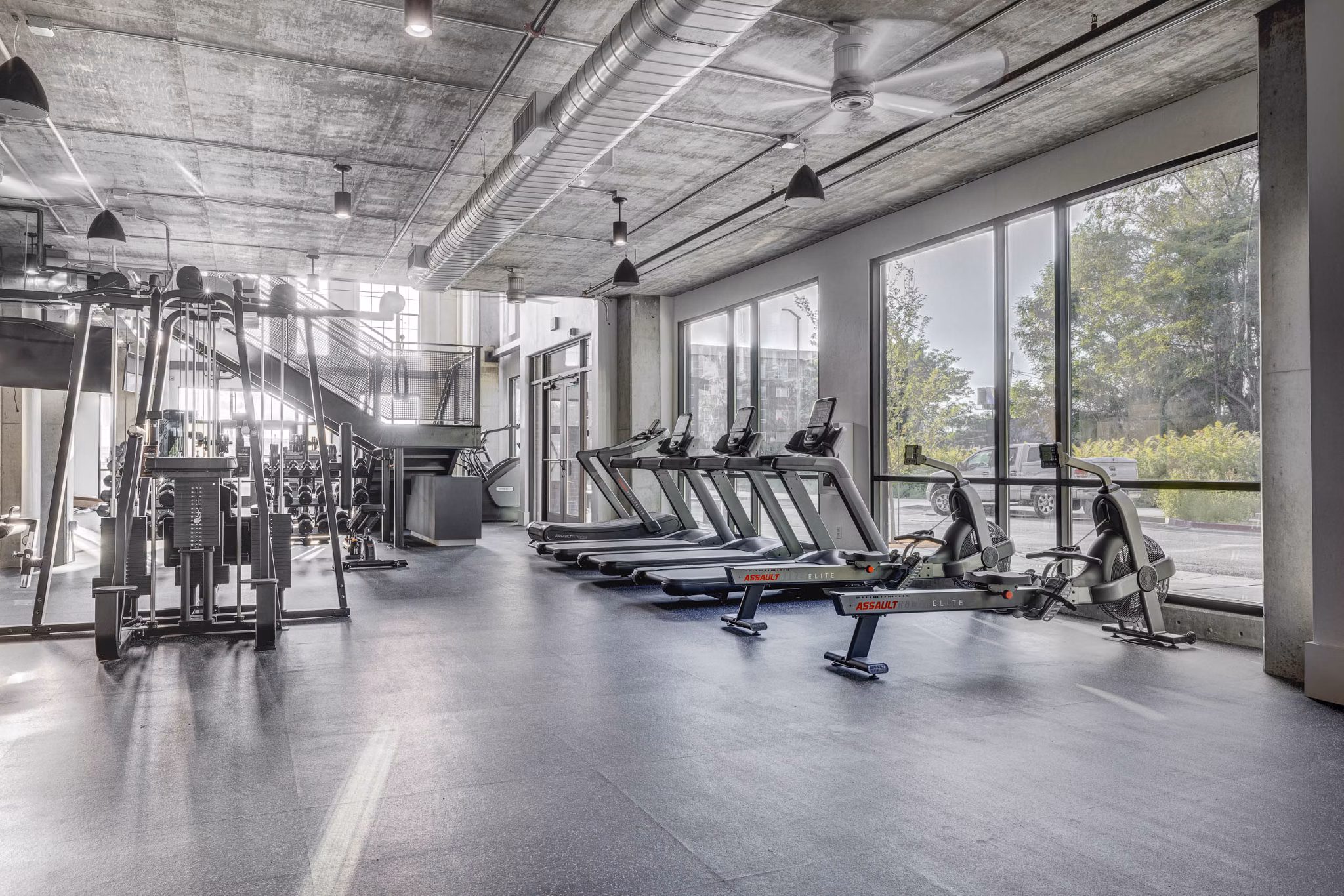 Bowers Apartments: Modern fitness center with state-of-the-art equipment