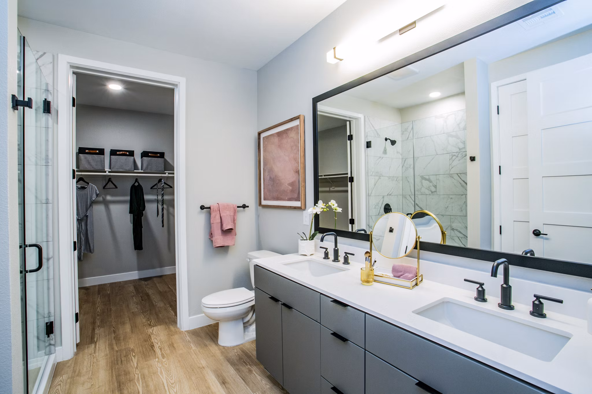 Modern bathroom with sleek fixtures at Tanager Echo Apartments