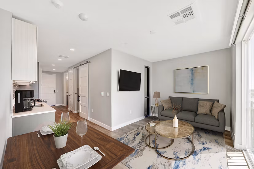 Elegant dining area with contemporary decor in Tanager Echo Apartments