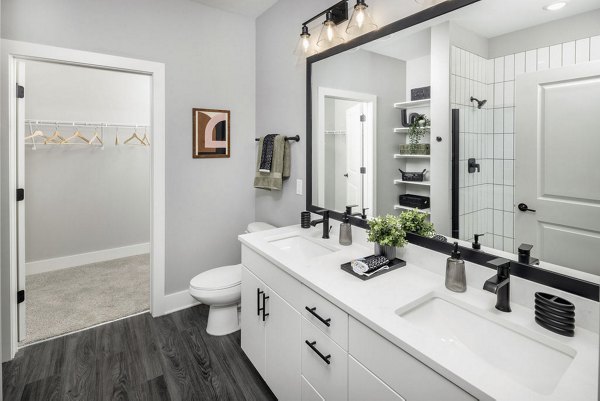 bathroom at Broadstone Craft Apartments