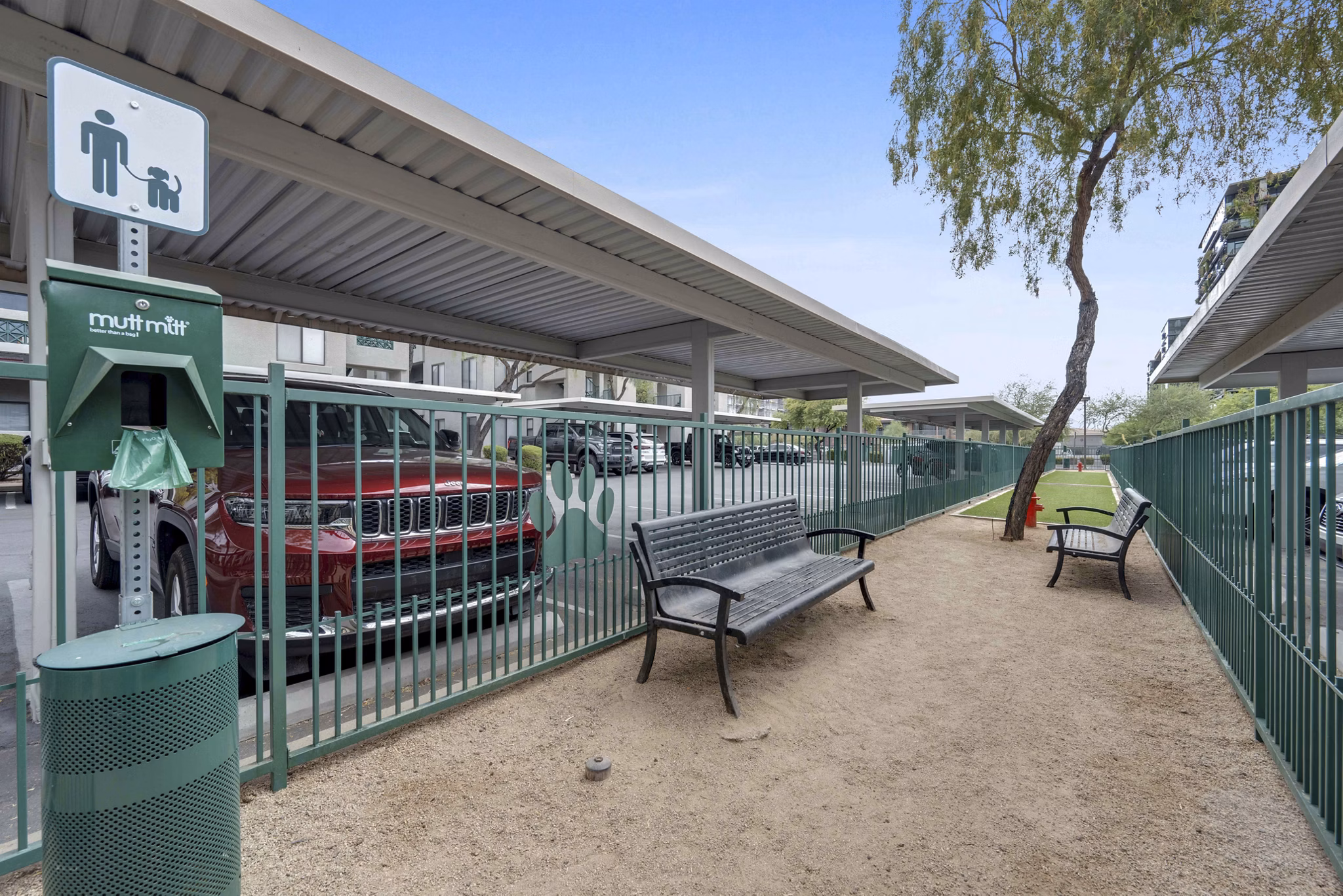 Nines at Kierland: Spacious dog park for pet-friendly living at luxury apartments in Scottsdale