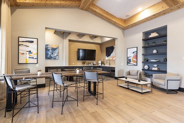 Clubhouse with modern dÃ©cor at Five810 Southlands Apartments