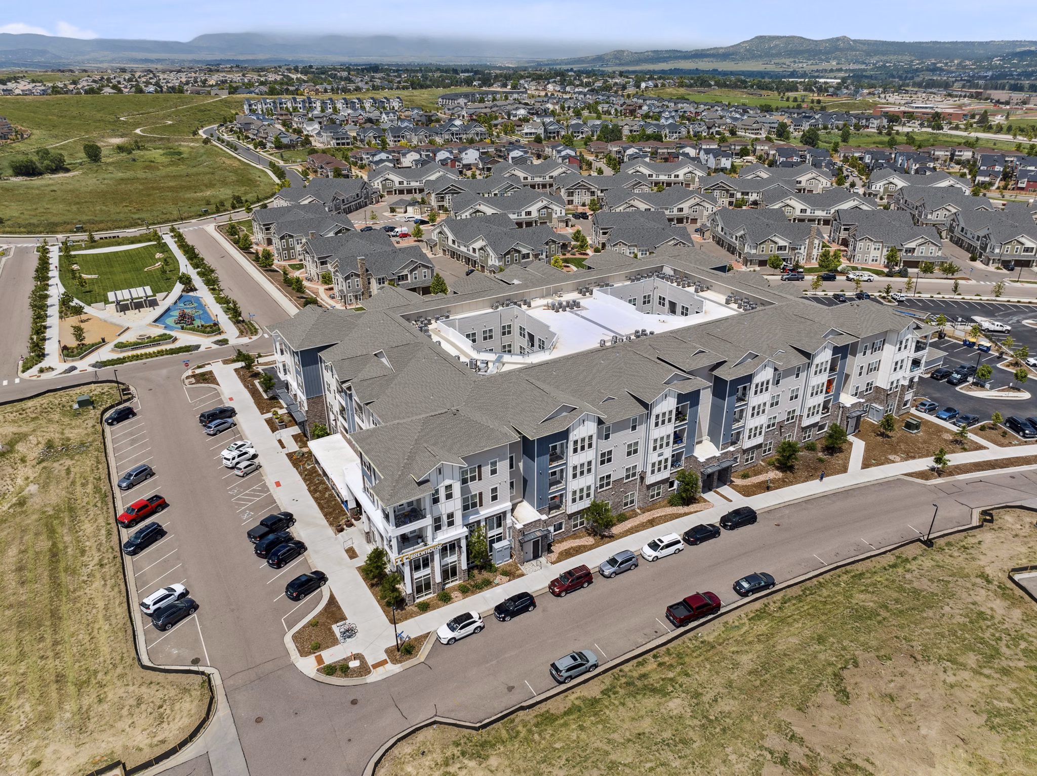 Talus Flats Apartments: Scenic view of luxury apartment exteriors in vibrant community