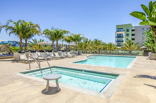 hot tub/jacuzzi/pool at Vive on the Park Apartments