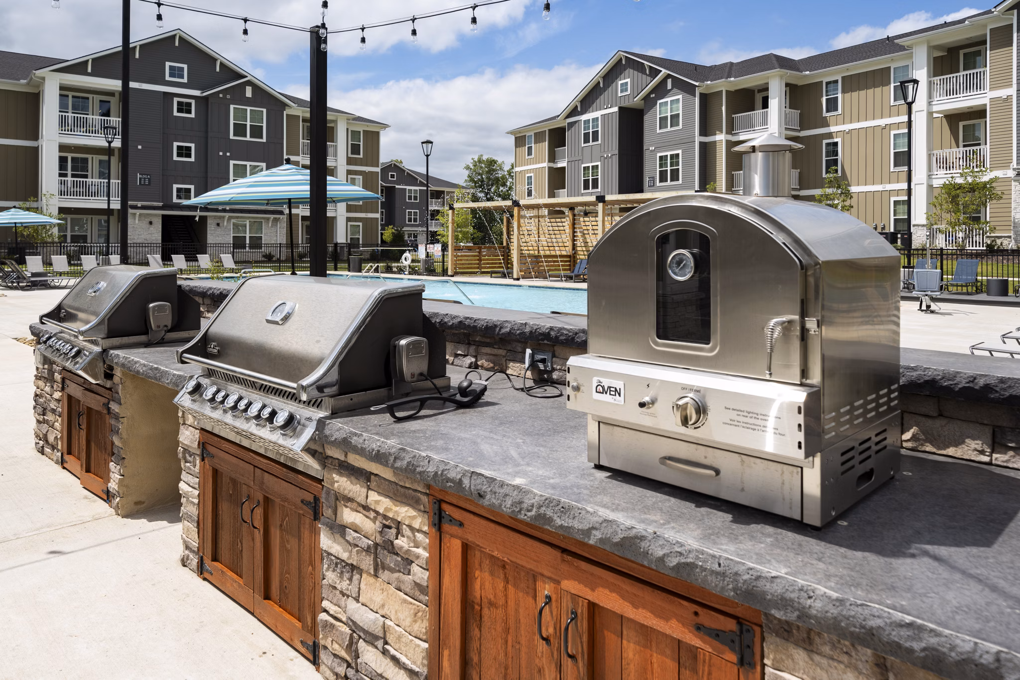 grill area at The Alexandria Apartments 