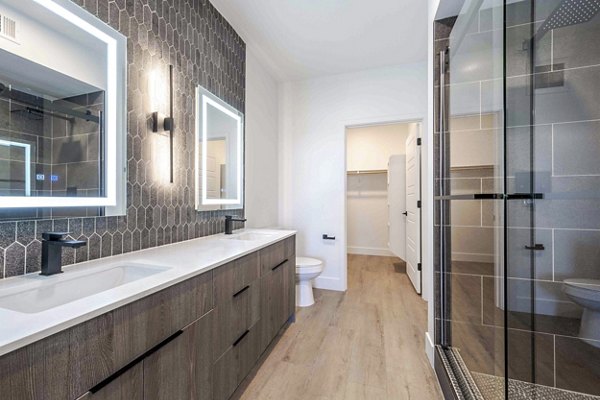 bathroom at  Slate Scottsdale Apartments