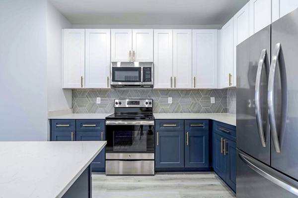 kitchen at Slate Scottsdale Apartments