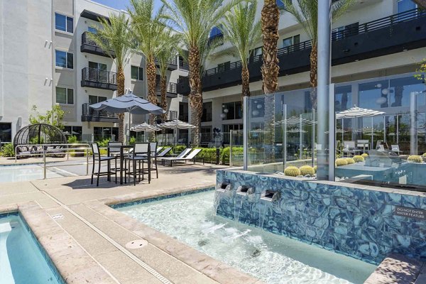 patio at Slate Scottsdale Apartments