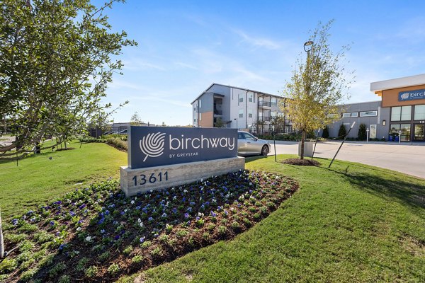 Birchway Perry Road: Elegant view of luxury apartments with landscaped gardens