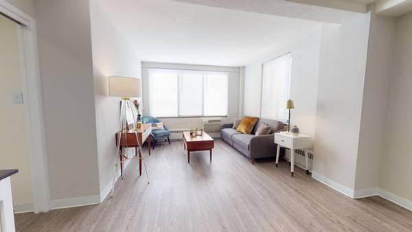 living room  at 330 Oak Grove
