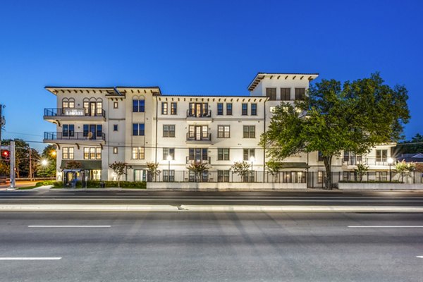 building/exterior at The Laurel Preston Hollow Apartments