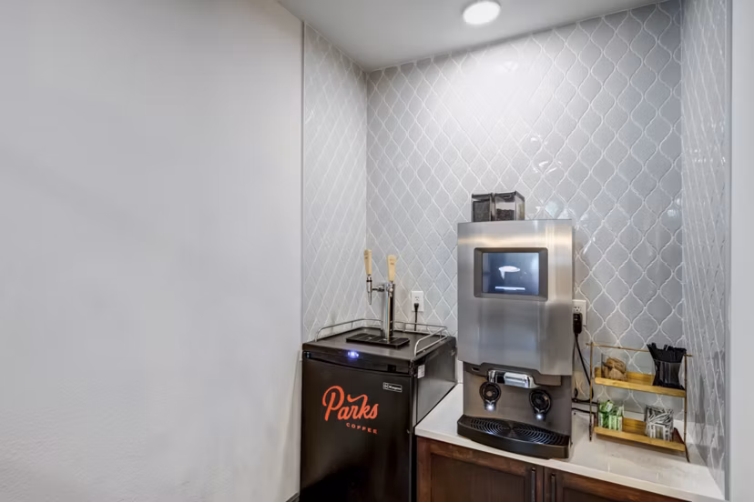 clubhouse at The Laurel Preston Hollow Apartments