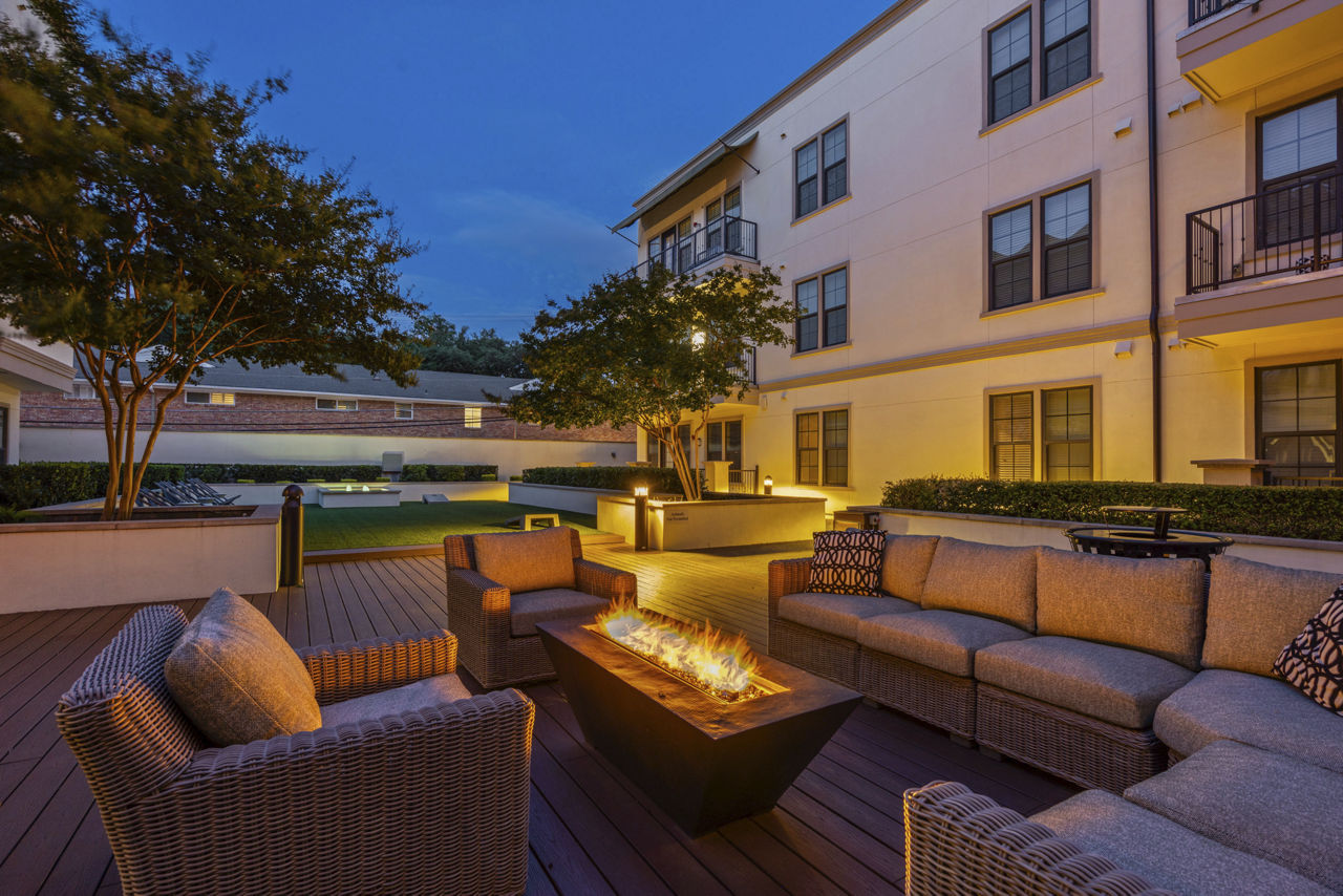 Grill area at The Laurel Preston Hollow