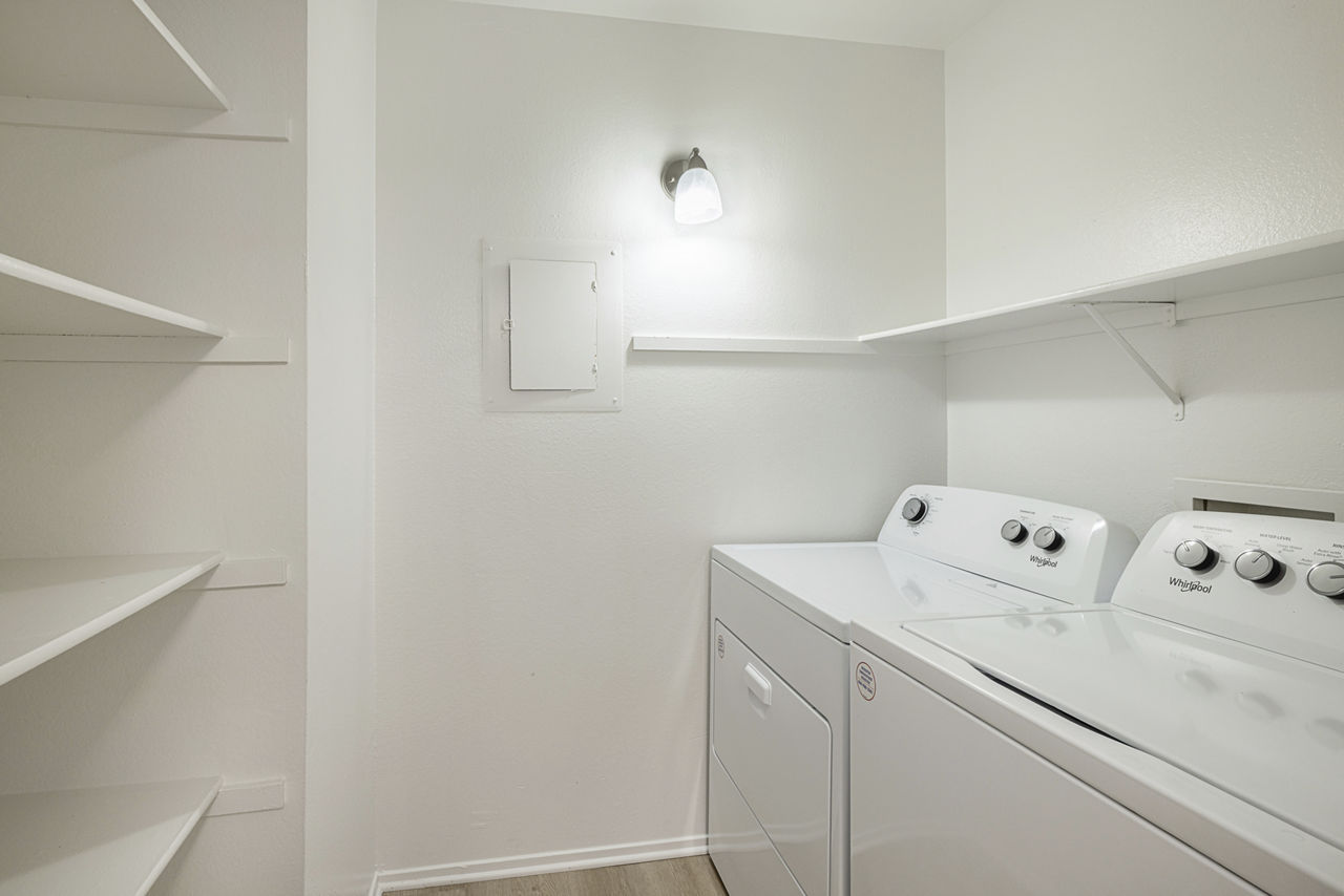 Laundry room at The Landing (2 of 2)