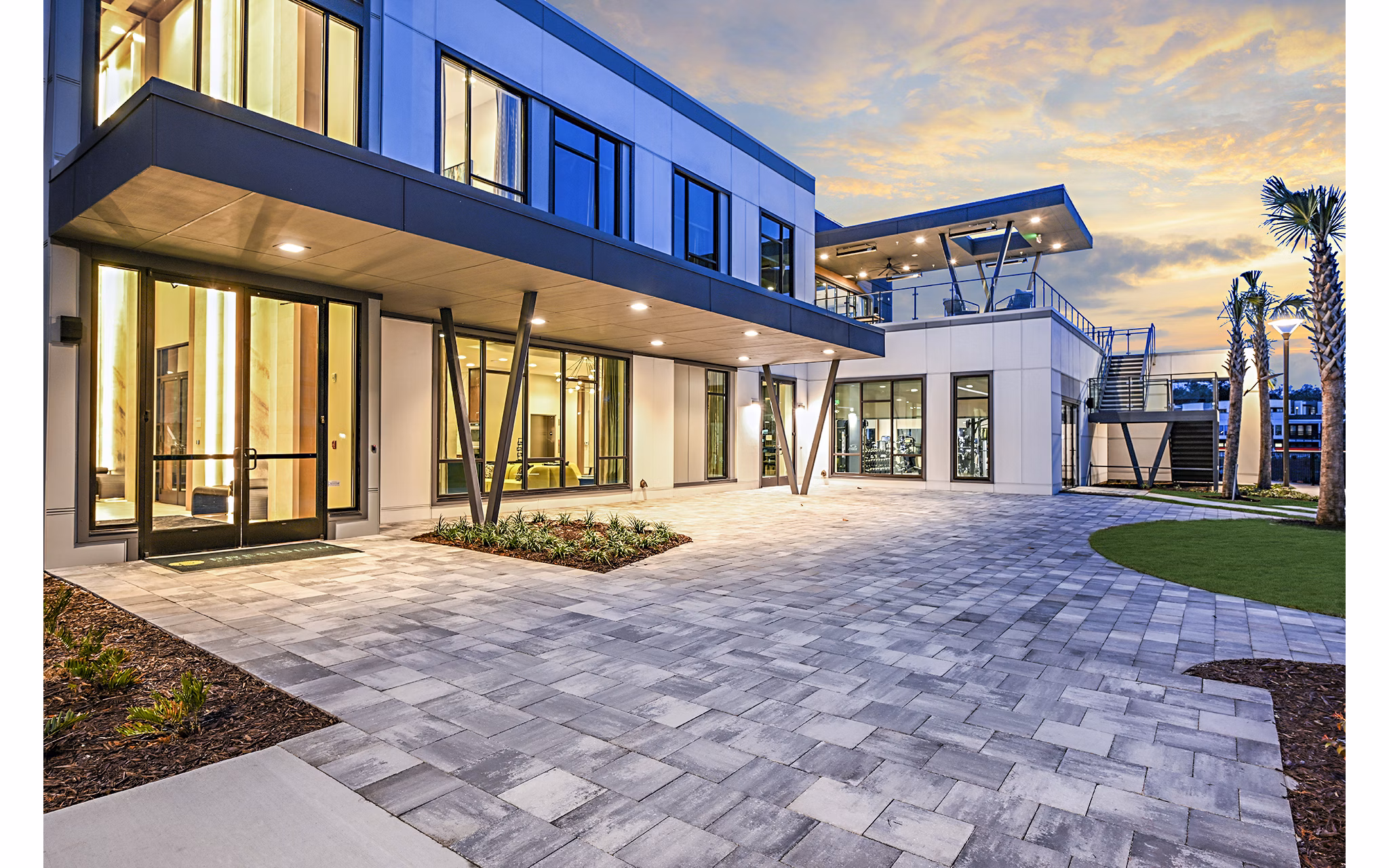 Elegant patio with modern seating at Presidium Park Apartments
