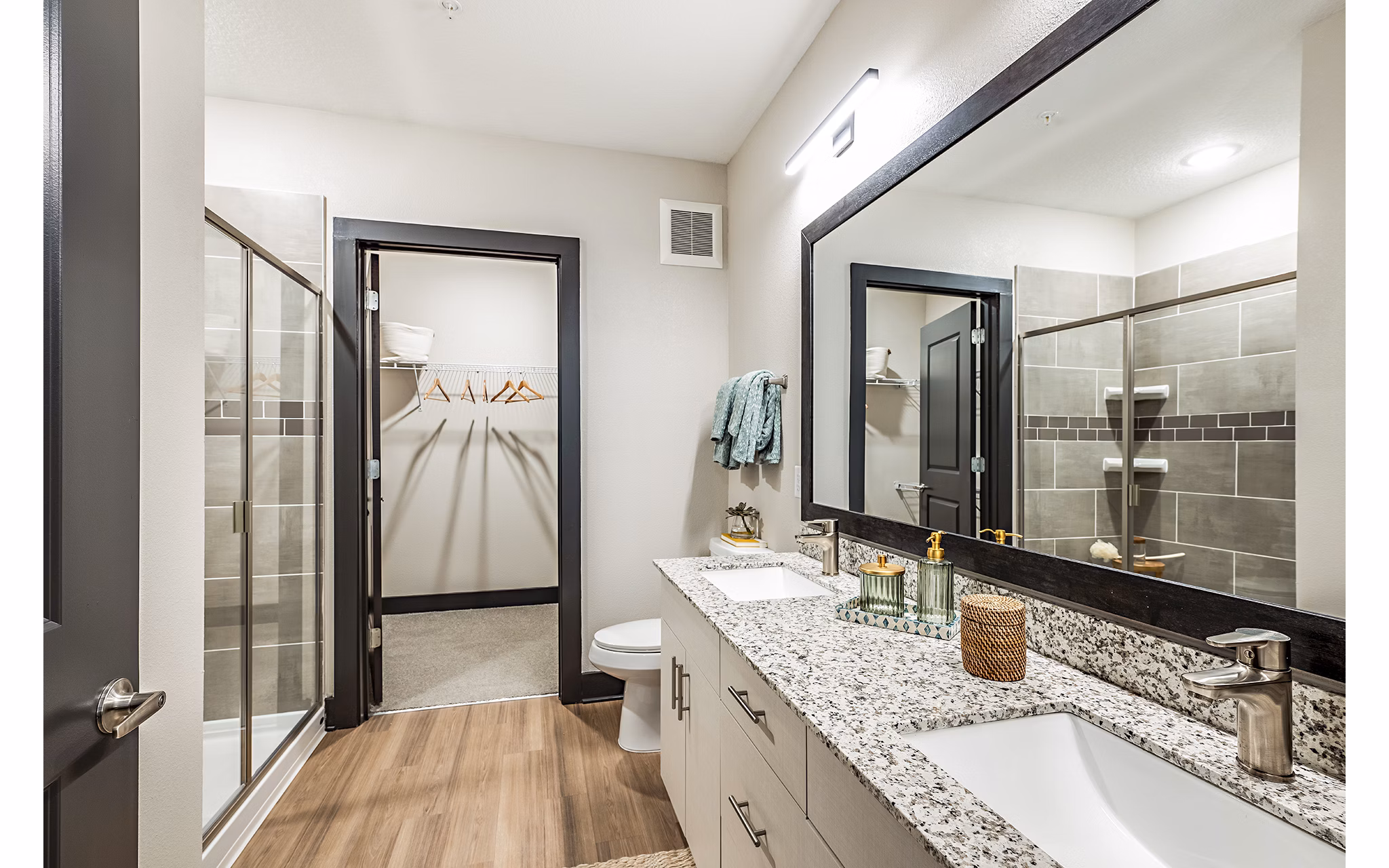 Modern bathroom with elegant fixtures in Presidium Regal Apartments