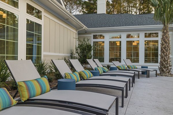 patio at Riverwood Apartments