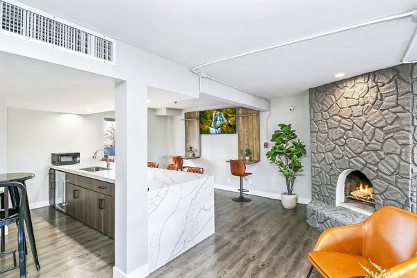 Tesota Morningside Apartments: Modern clubhouse featuring a lounge and community space