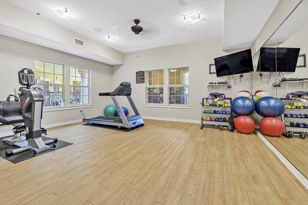 fitness center at Aviva Fort Worth Apartments