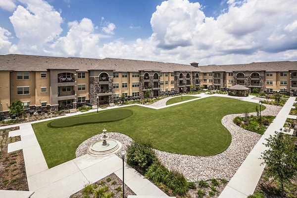 putting green at Aviva Fort Worth Apartments