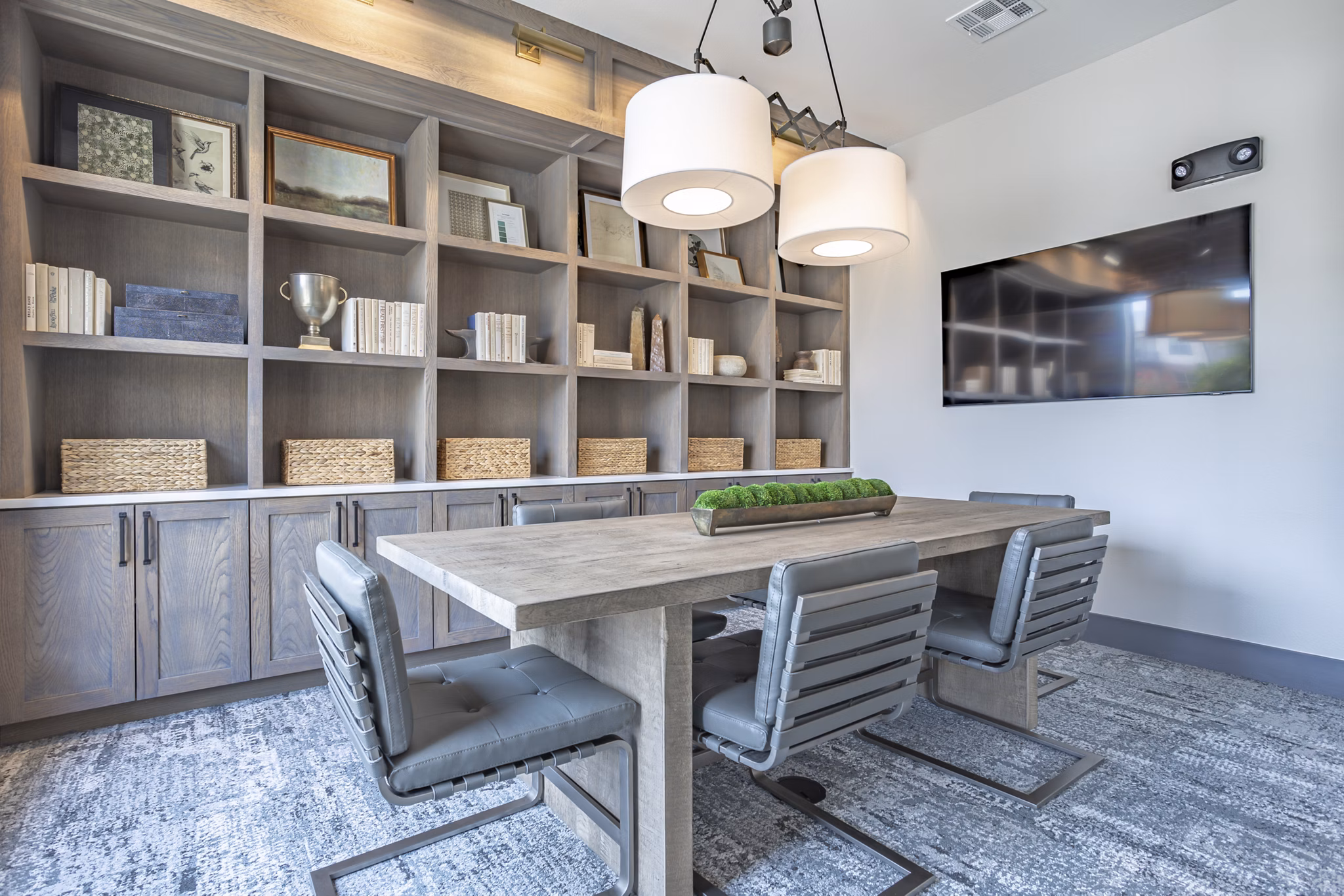 Modern meeting facility with high-tech amenities at Filament Apartments, perfect for business gatherings and collaborative sessions