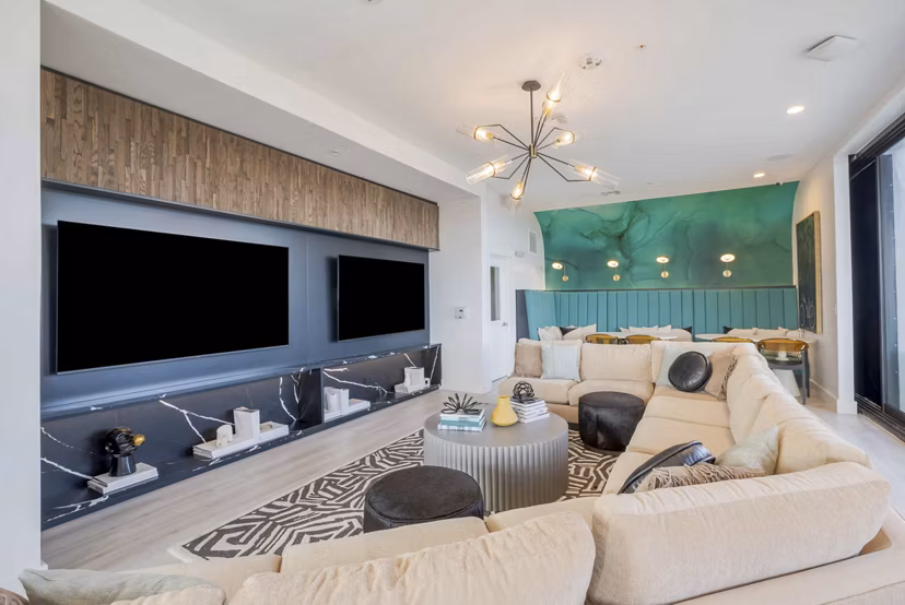 clubhouse at The Accolade Collegiate Village East Apartments