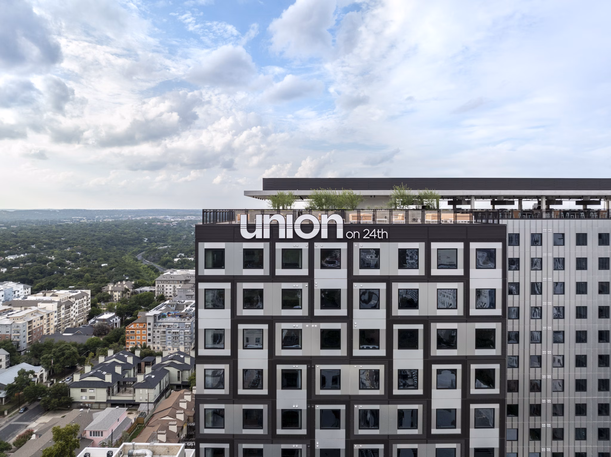 building/exterior at Union on 24th Apartments
