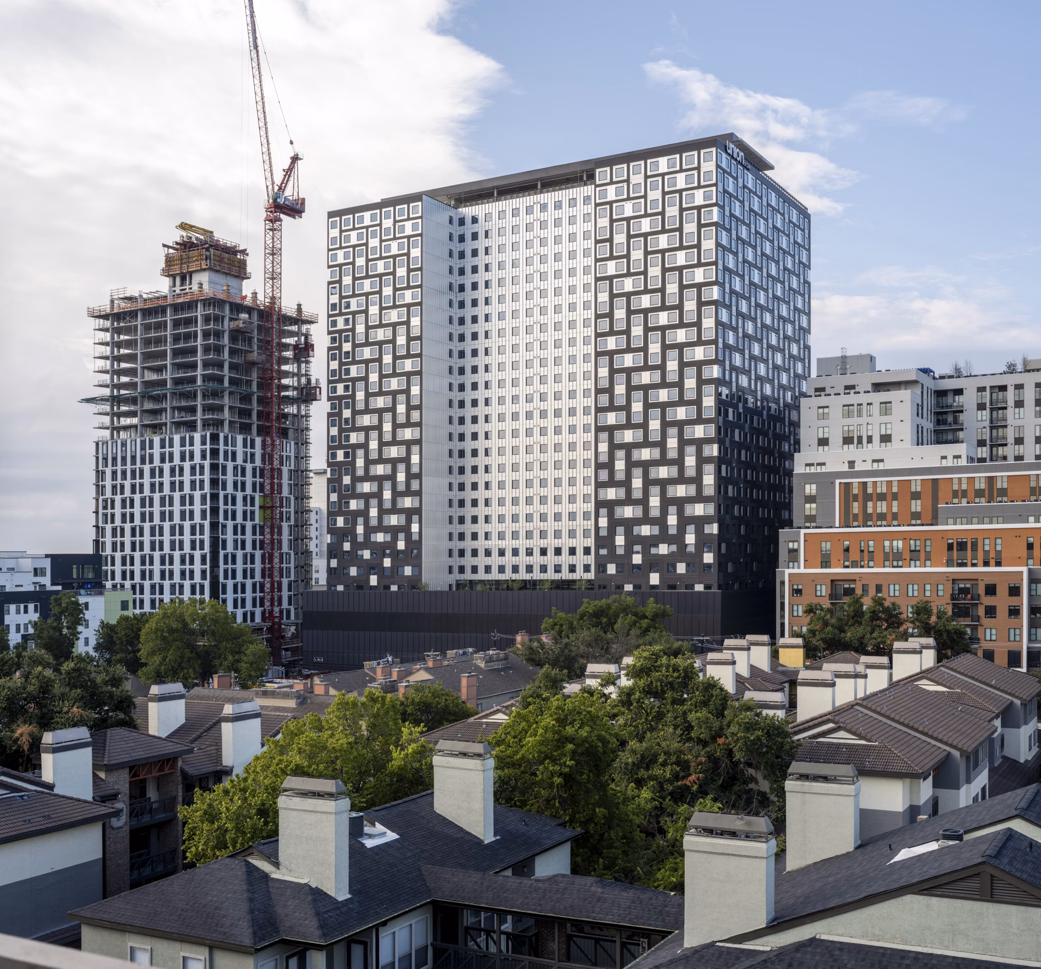 building/exterior at Union on 24th Apartments