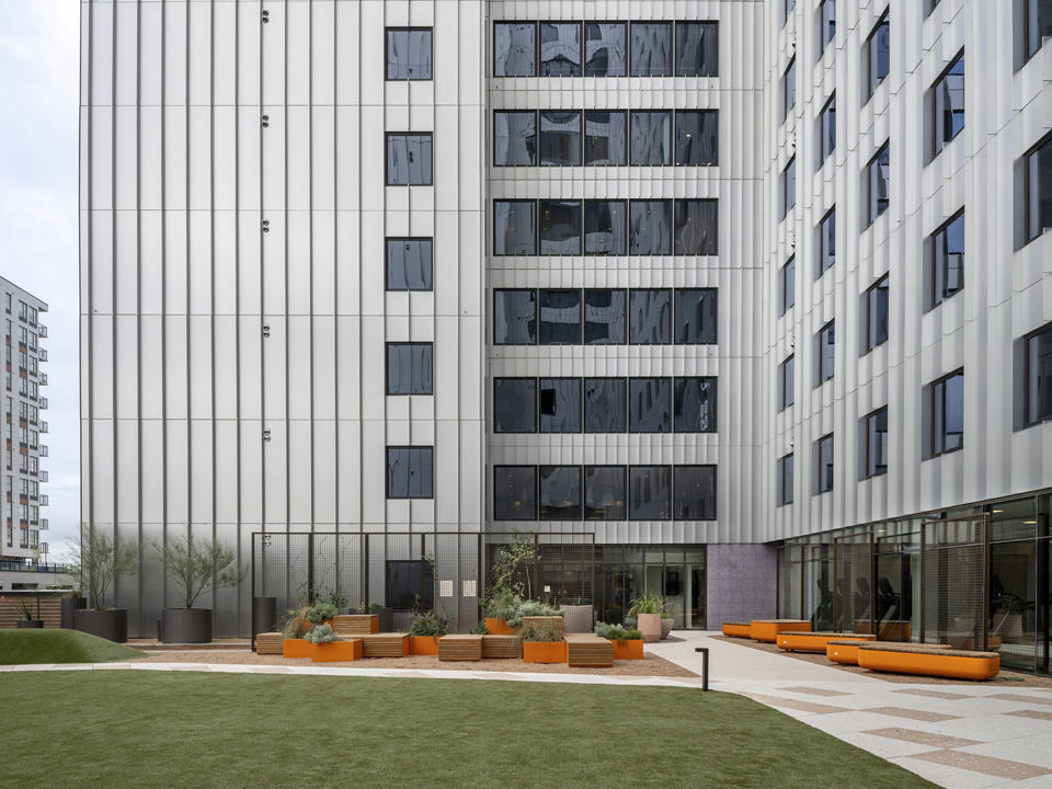 patio at Union on 24th Apartments