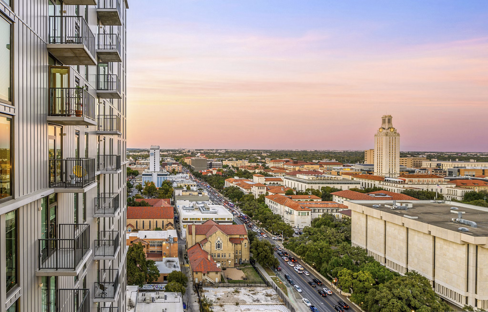 building/exterior at Union on San Antonio Apartments