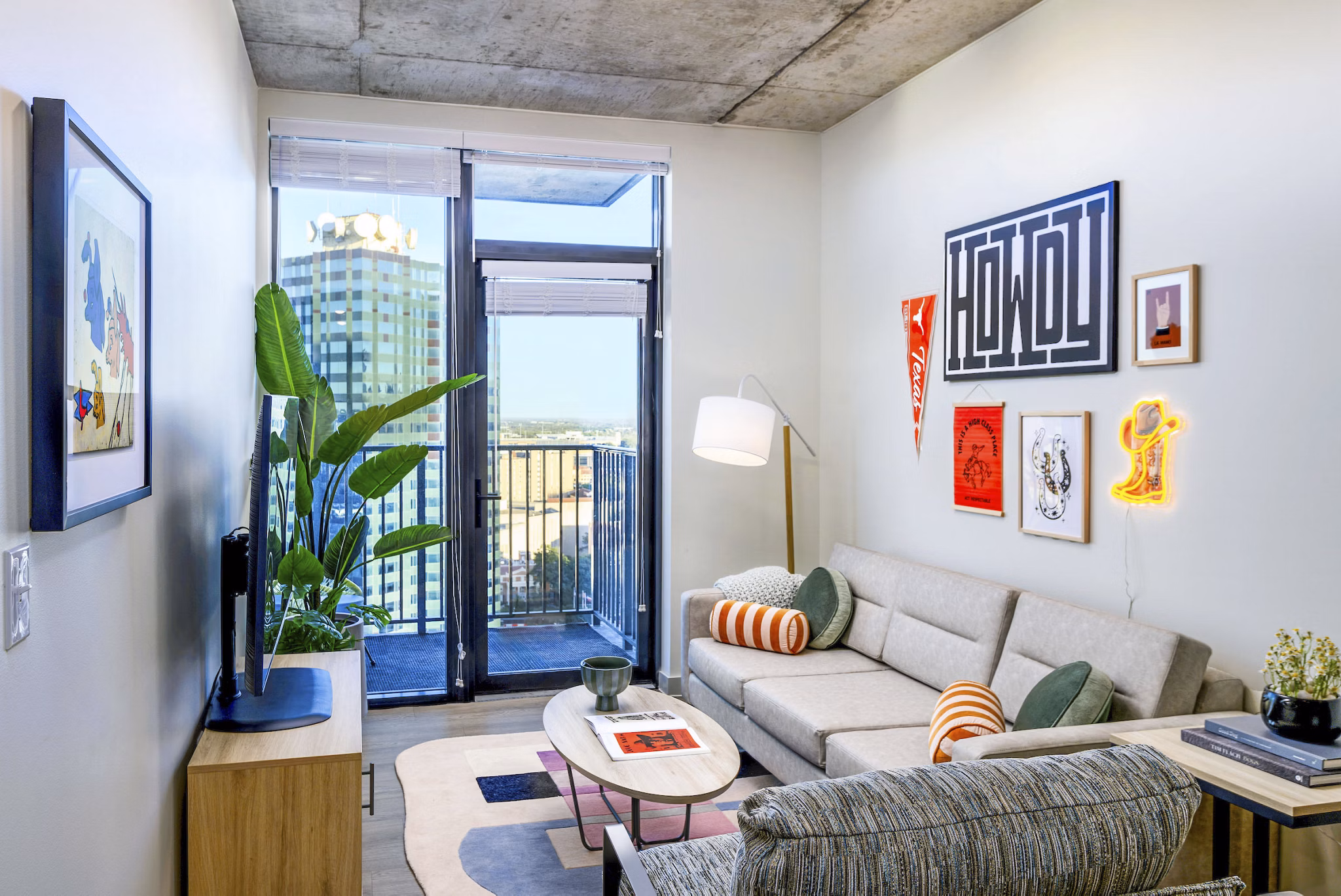 living room at Union on San Antonio Apartments