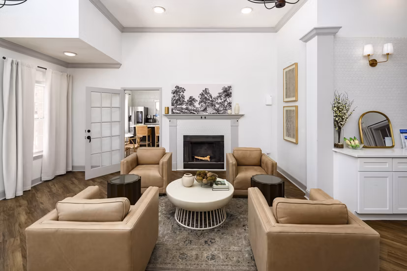 clubhouse at Landings at Sweetwater Creek Apartments