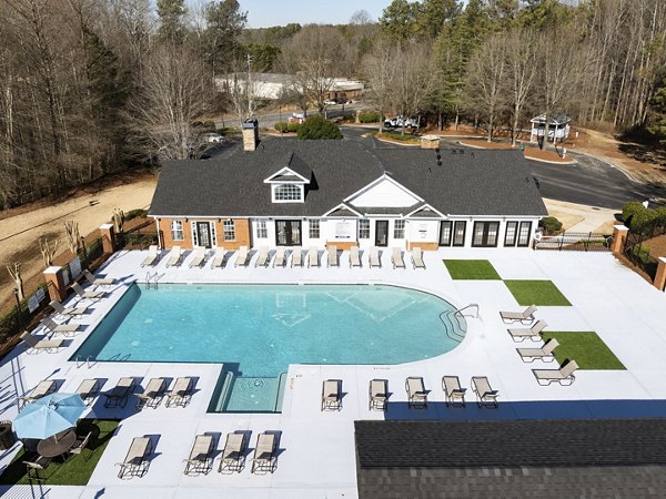 pool at Landings at Sweetwater Creek Apartments