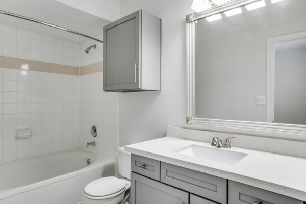 bathroom at Oak Crest Apartments