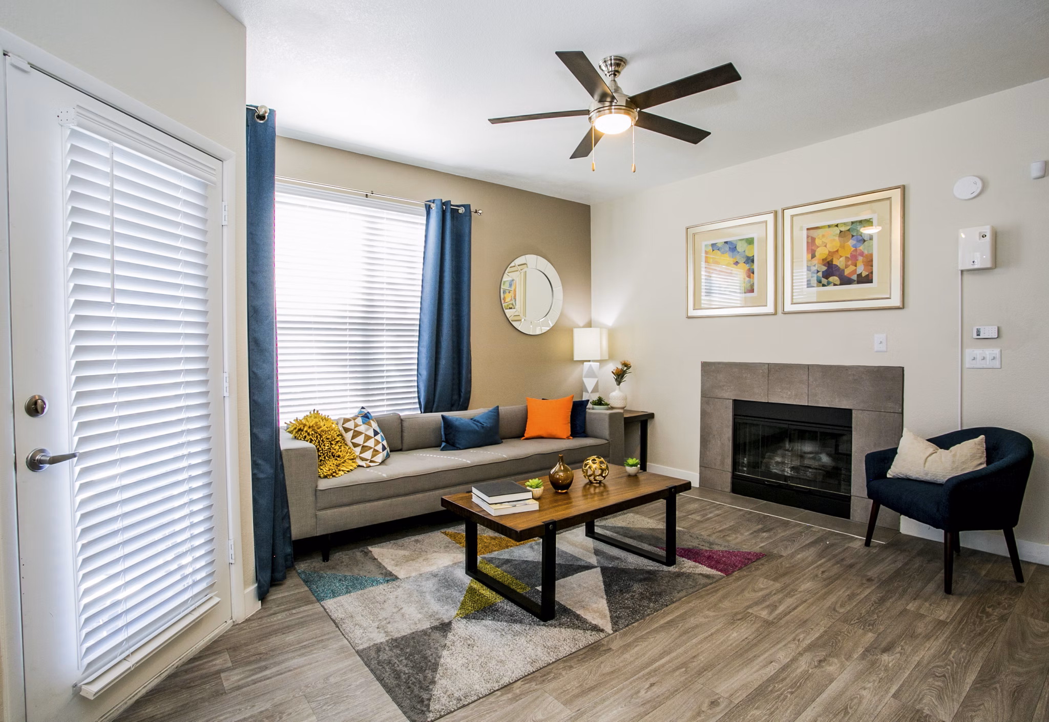 living room at The Layne at Peccole Ranch Apartments 