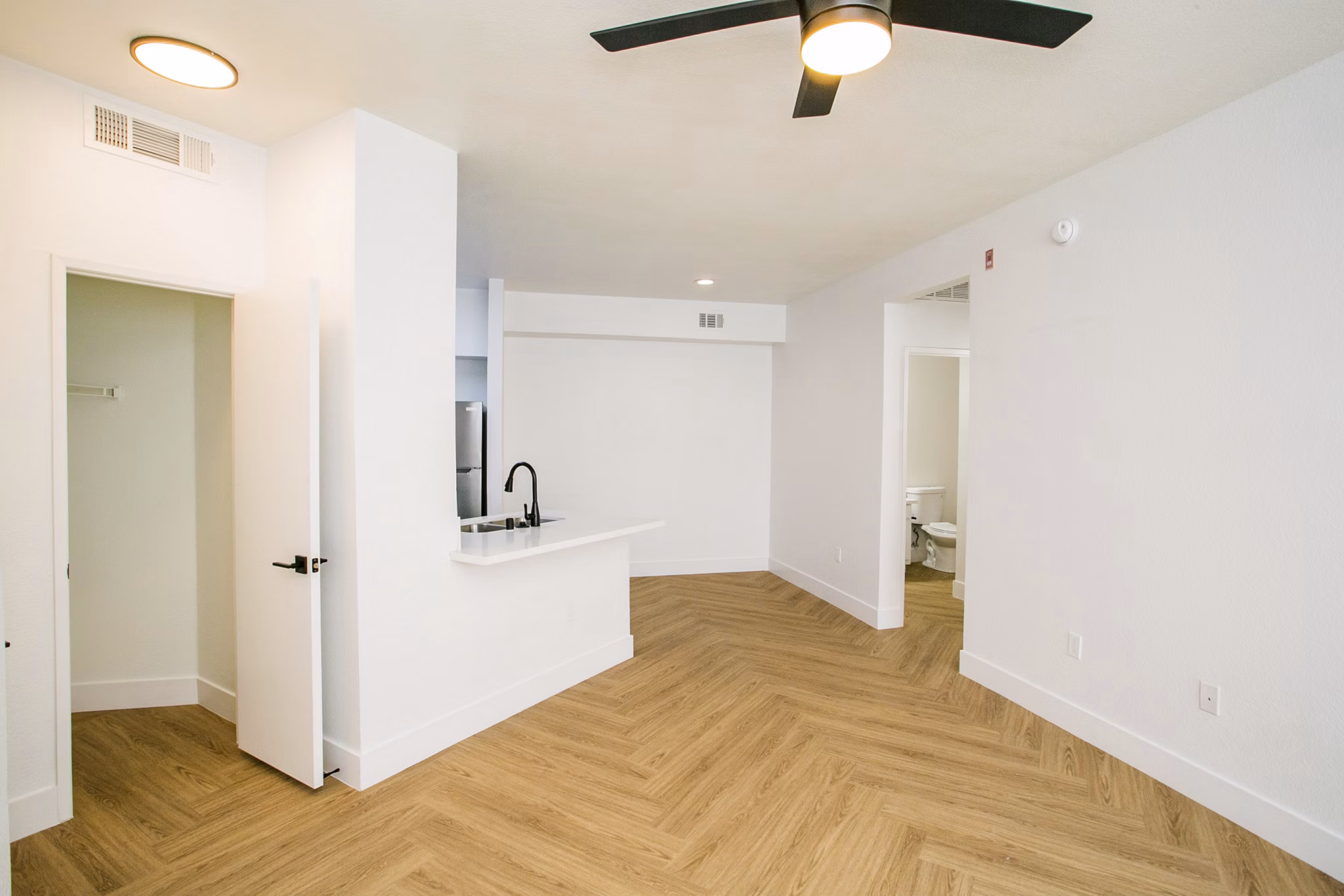 living room at The Layne at Peccole Ranch Apartments 