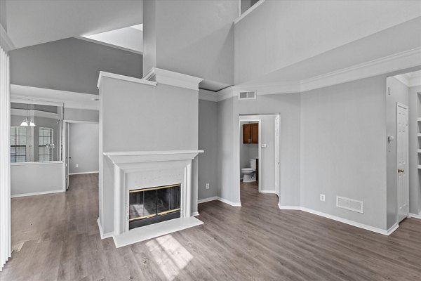 Contemporary kitchen with stainless steel appliances in Madison at Melrose Apartments