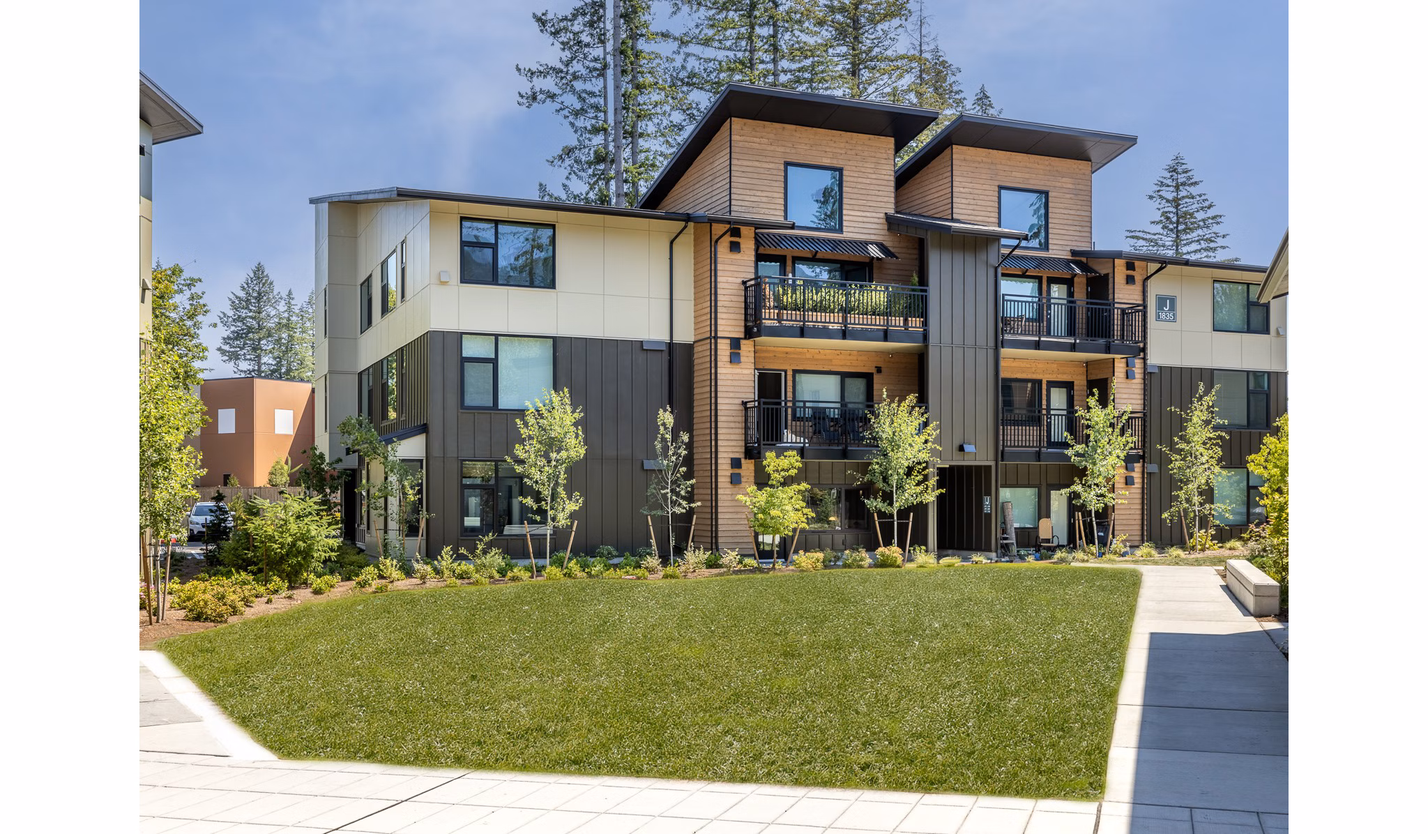 Traverse North Bend: Scenic apartment building showcasing modern architecture in tranquil North Bend location