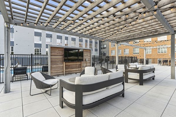 Courtyard with lush gardens at Sanctuary at Winchester North Apartments