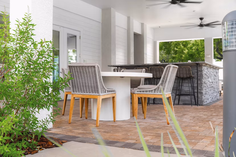 patio at Inscribe Apartments