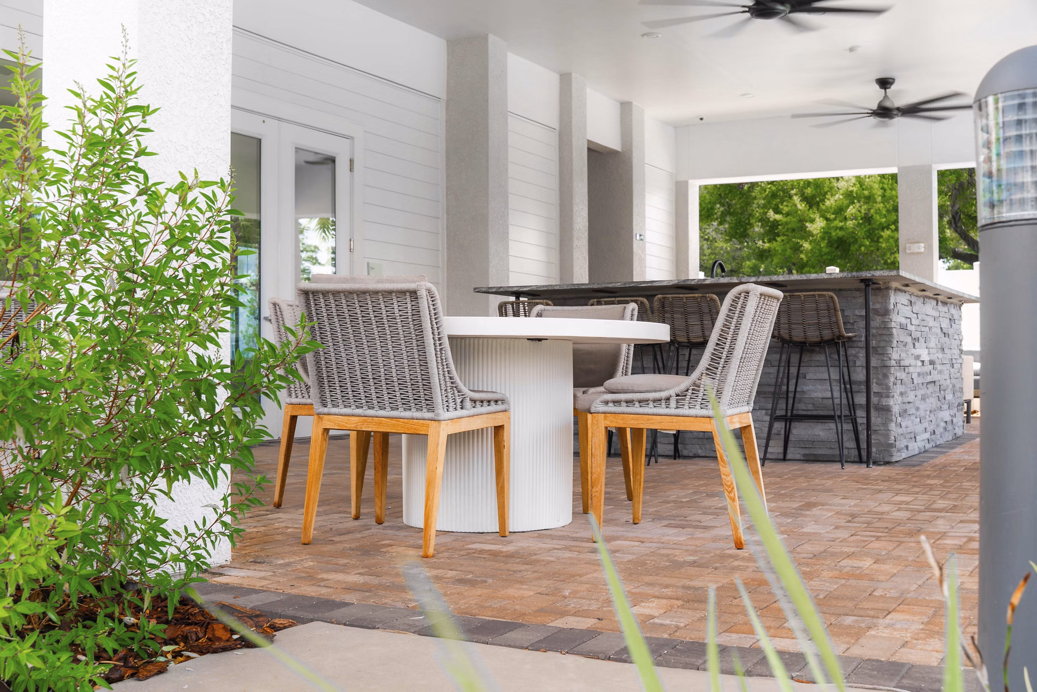 patio at Inscribe Apartments