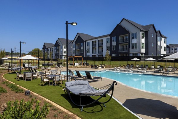 Rooftop pool offering city views at Elan Brookwood Apartments