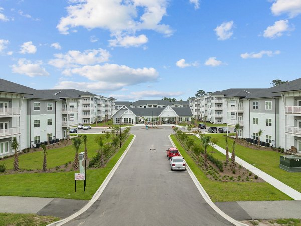 Coastal Exchange Apartments: Waterfront luxury apartments in Charleston, offering scenic views and upscale living