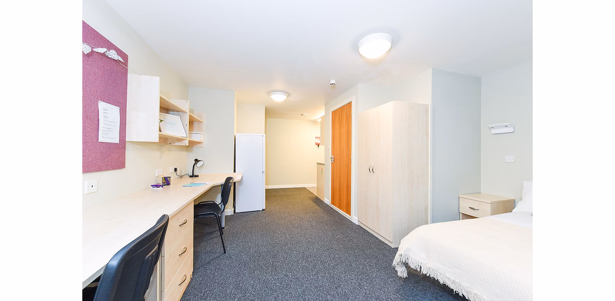 bedroom at Mealmarket Exchange